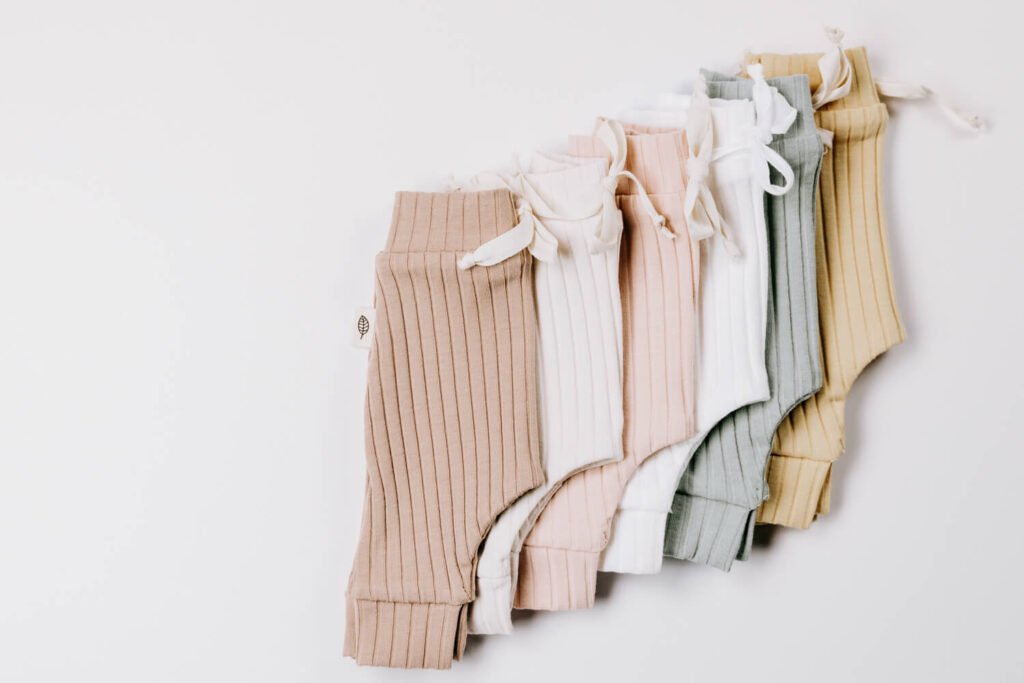 Prematuurbroekjes in neutrale kleuren